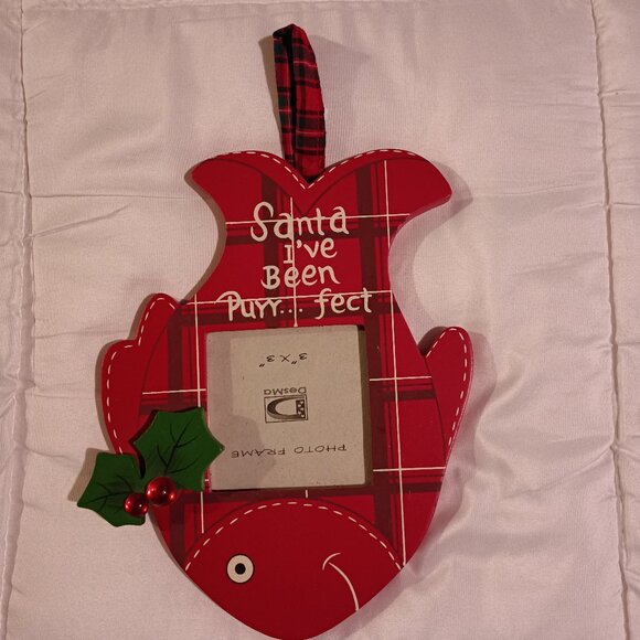 Christmas Cat Picture Ornament Fish Shaped - Picture 1 of 5